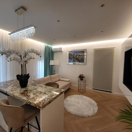 Grozavesti Luxury Apartment With 2 Rooms Bukareszt Zewnętrze zdjęcie